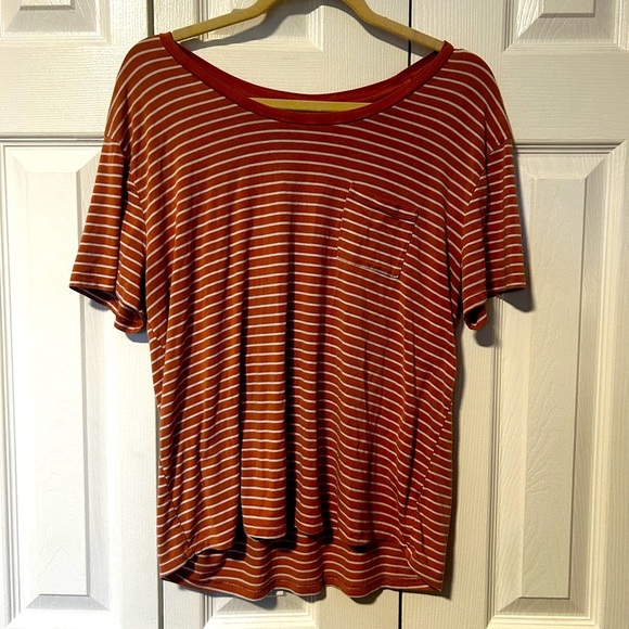 🤎 Mossimo Striped Pocket Tee Size L - Picture 1 of 4